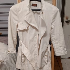 Tod's white trench coat sz 42